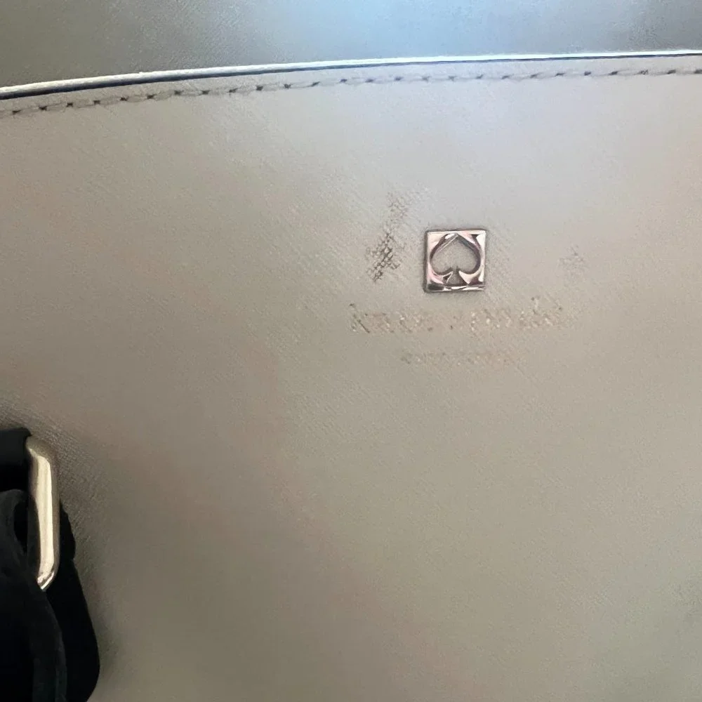Kate Spade tote - Picture 4 of 6